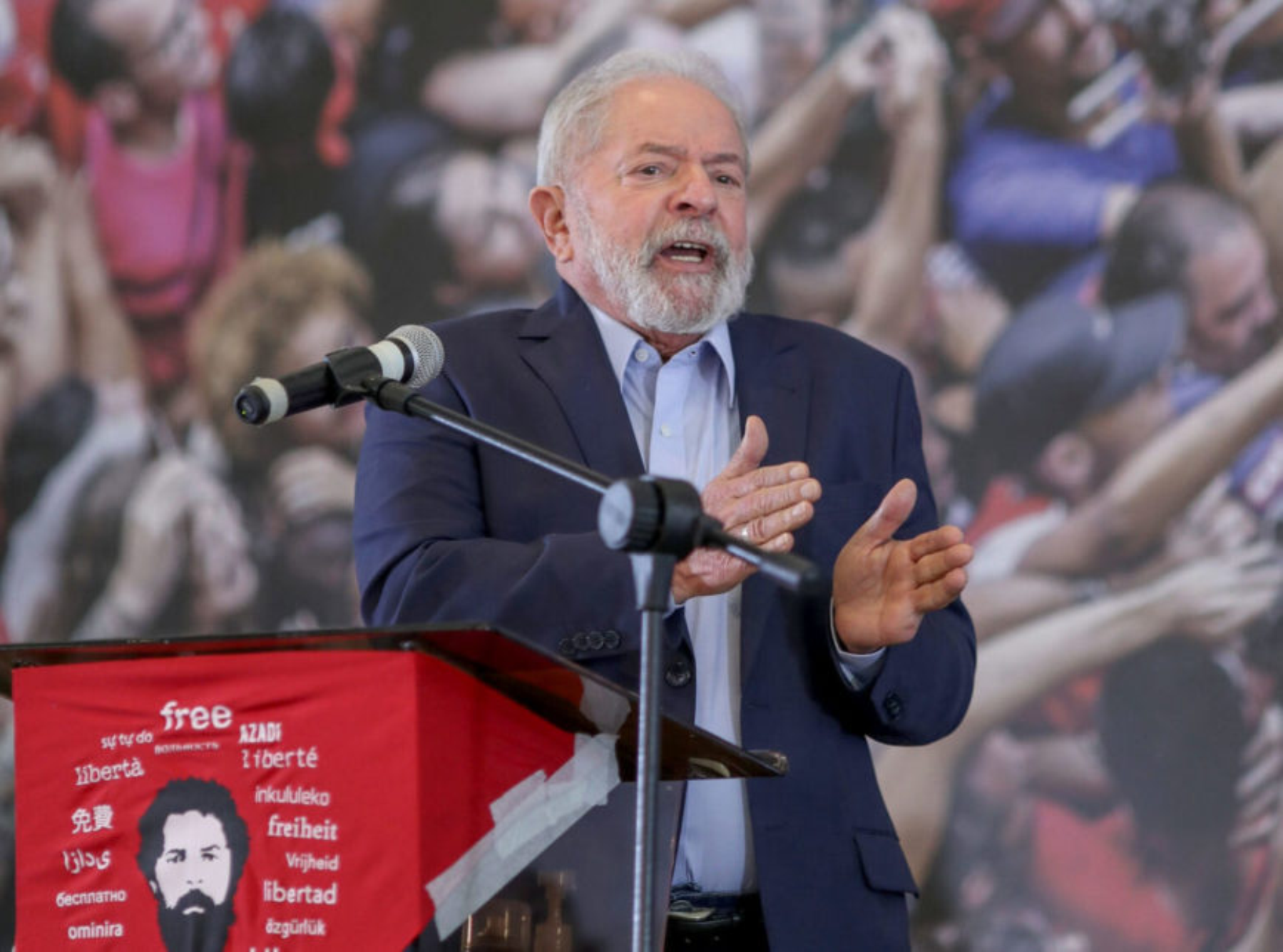 Lula incentiva a desordem